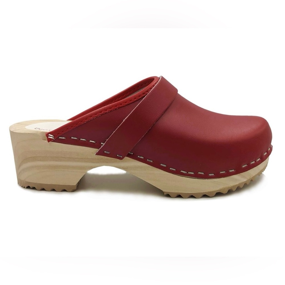 Red Swedish Clog-never worn